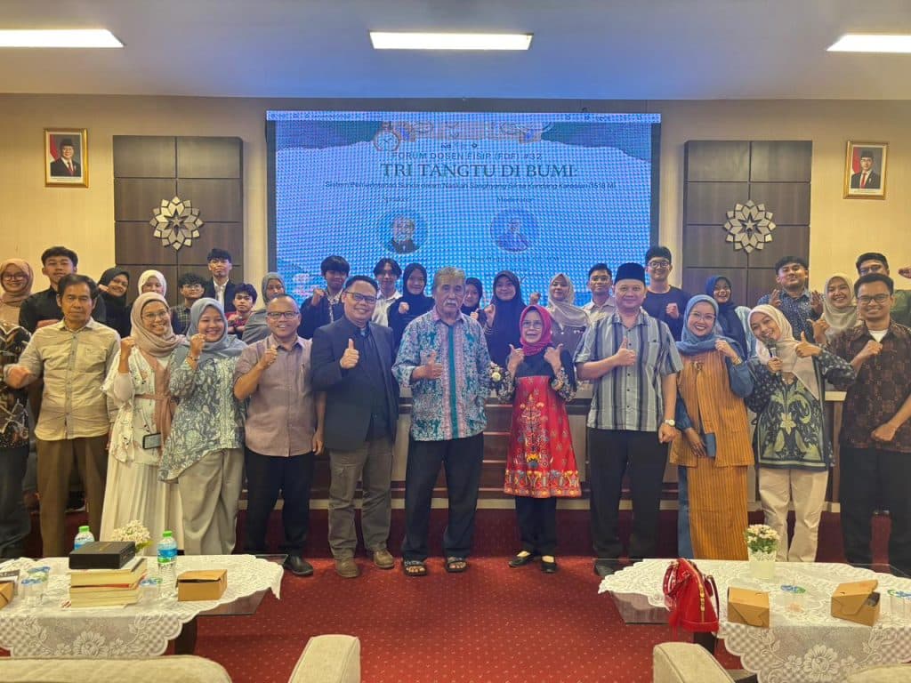 Forum Dosen FISIP (FDF) ke-32: "Tri Tangtu di Bumi: Sistem Pemerintahan Sunda dalam Naskah Sanghyang Siksa Kandang Karesian (1518 M)"
