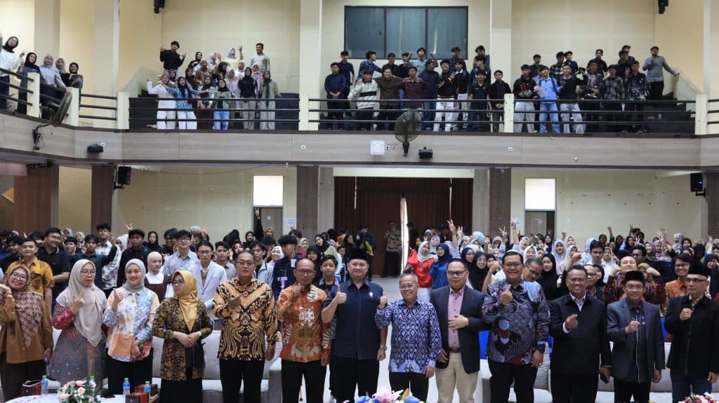 Haji di Indonesia: Ketika Ritual Bertemu Negara dan Kebijakan Publik